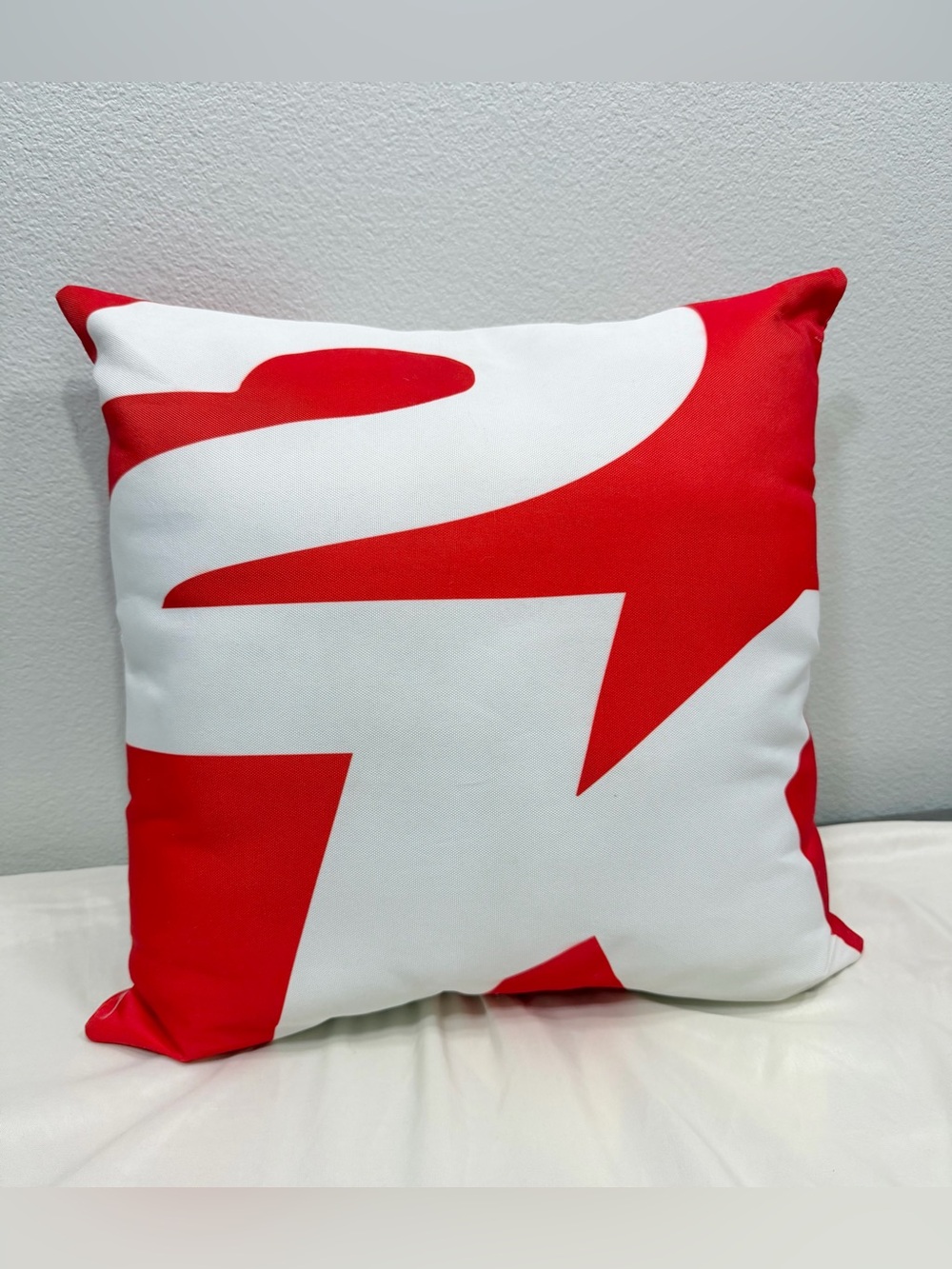 RARE 2K Games Decorative Throw Pillow Red White from Video Game Event 16x16 New